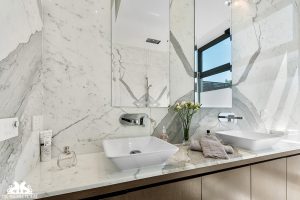 Calacatta-Bath