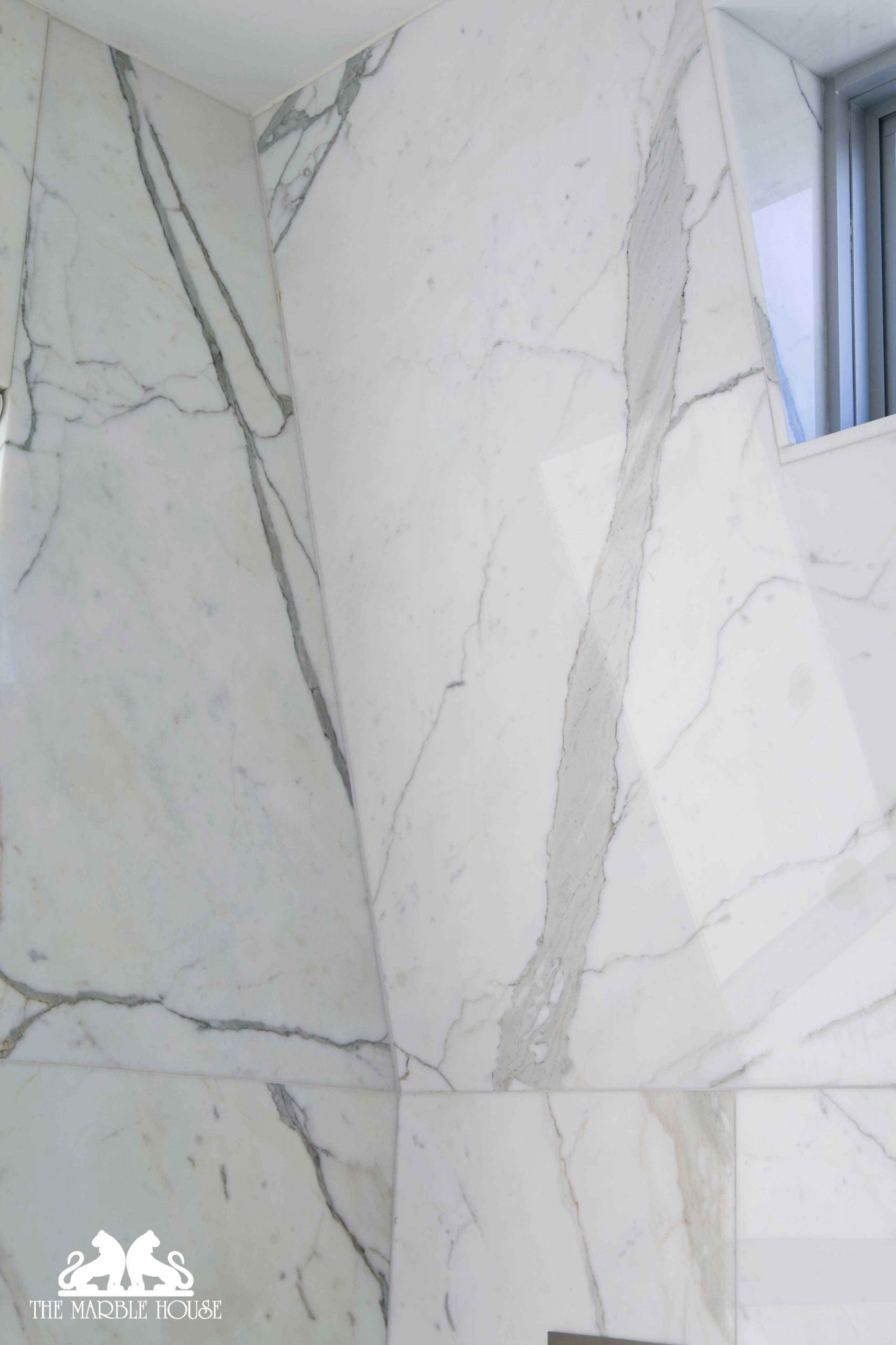 Calacatta-polished